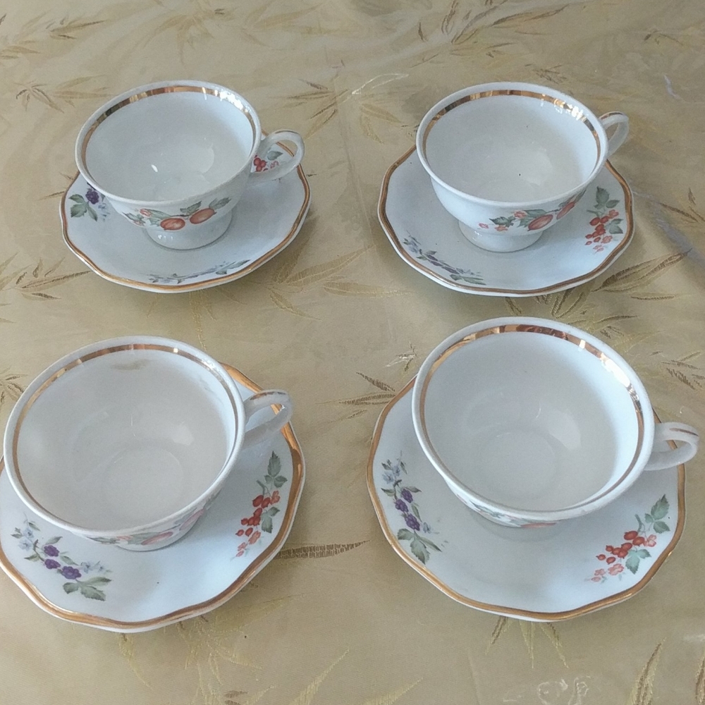 Vintage Favalino fine china  tea cup and saucer